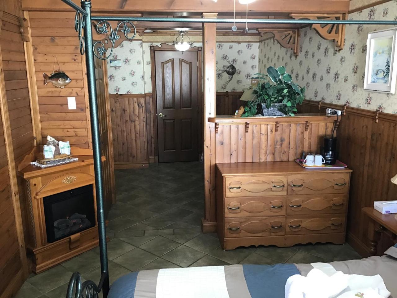 Auberge La Cote D'Or Petite-Riviere-Saint-Francois Εξωτερικό φωτογραφία